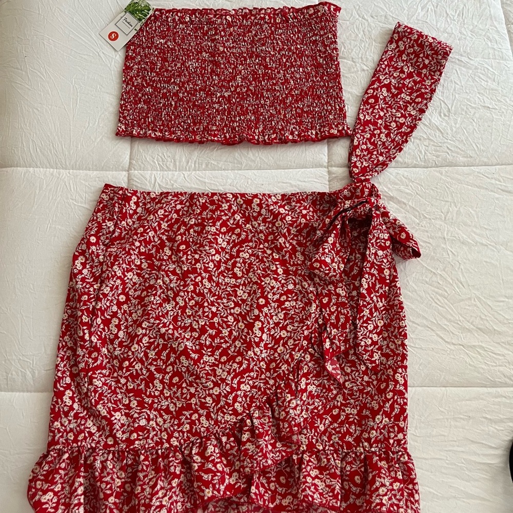 Two piece skirt and top set